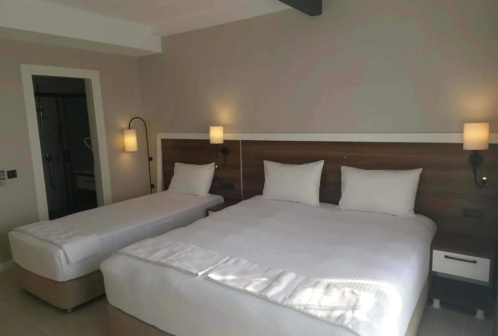 Lulubay Rooms & Suites 쿠사다시 호텔